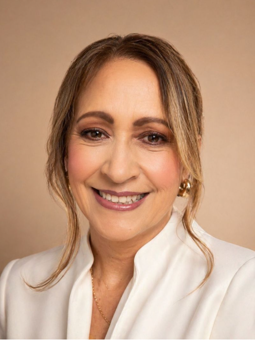 Cristina Pineda, consultora en rentabilidad para clínicas odontológicas